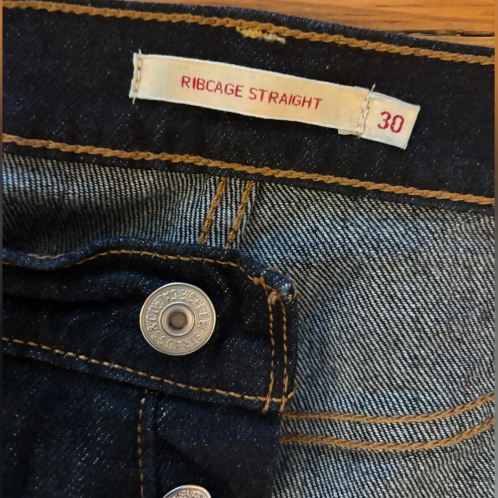 Levi's Ribcage Straight Long - Picture 3 of 5